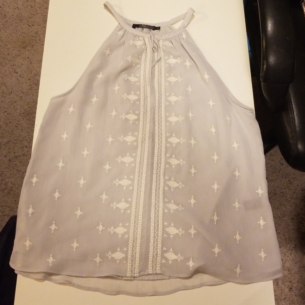 Light grey tank with stitching